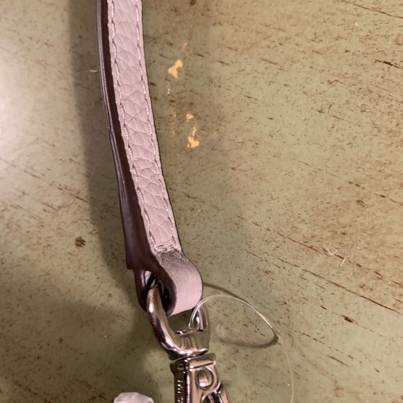 Michael Kors Crossbody - Picture 5 of 6